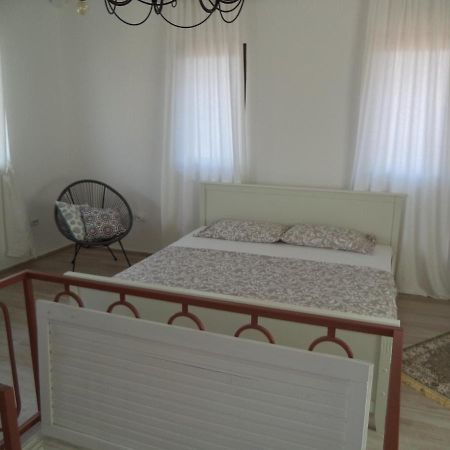 Chic Sea Front Apartment With Breathtaking Kotor Bay View Donji Stoliv Extérieur photo