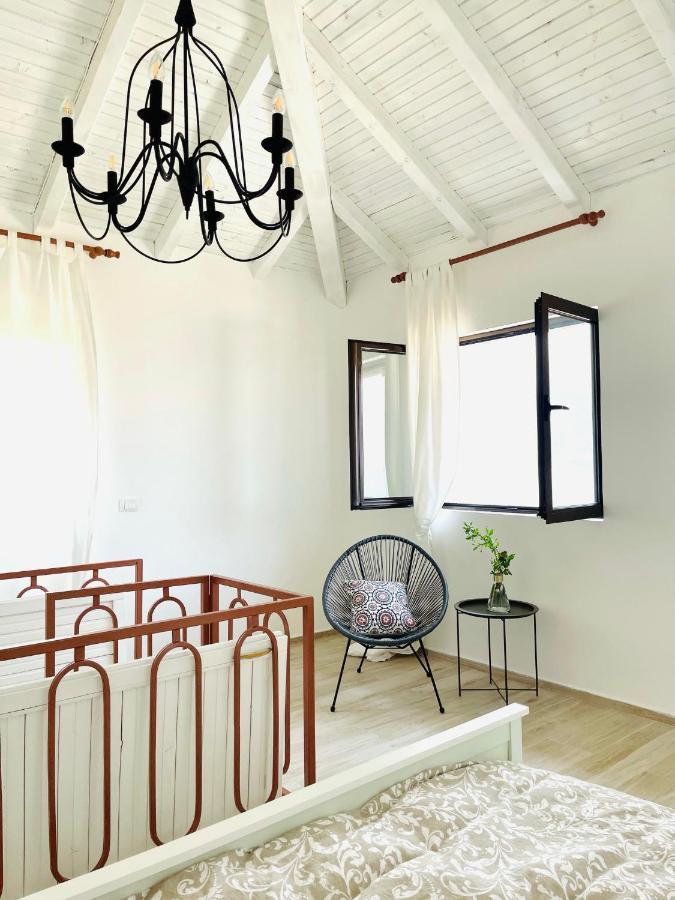 Chic Sea Front Apartment With Breathtaking Kotor Bay View Donji Stoliv Extérieur photo