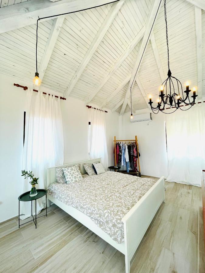 Chic Sea Front Apartment With Breathtaking Kotor Bay View Donji Stoliv Extérieur photo