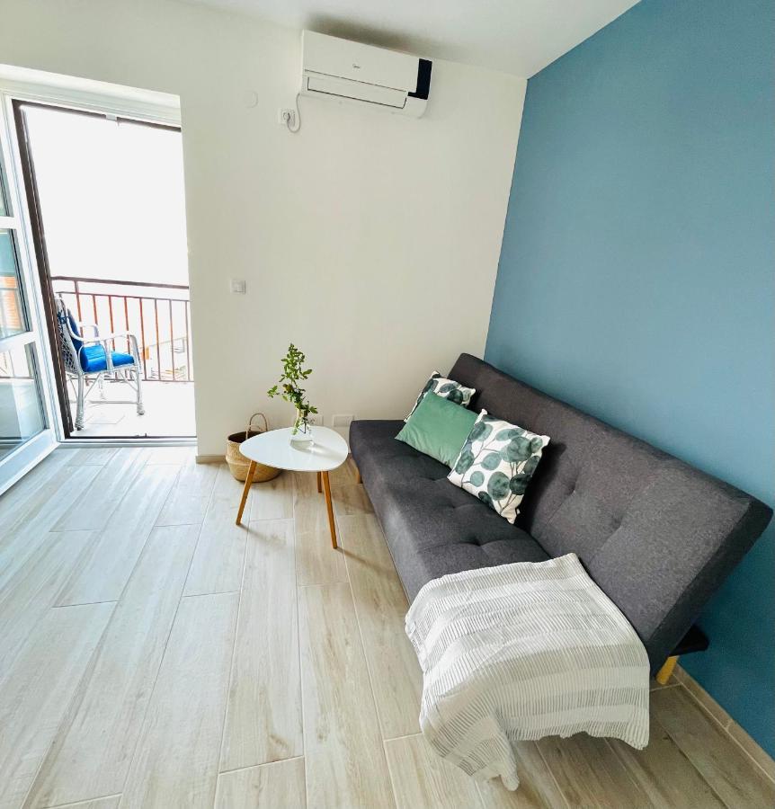 Chic Sea Front Apartment With Breathtaking Kotor Bay View Donji Stoliv Extérieur photo